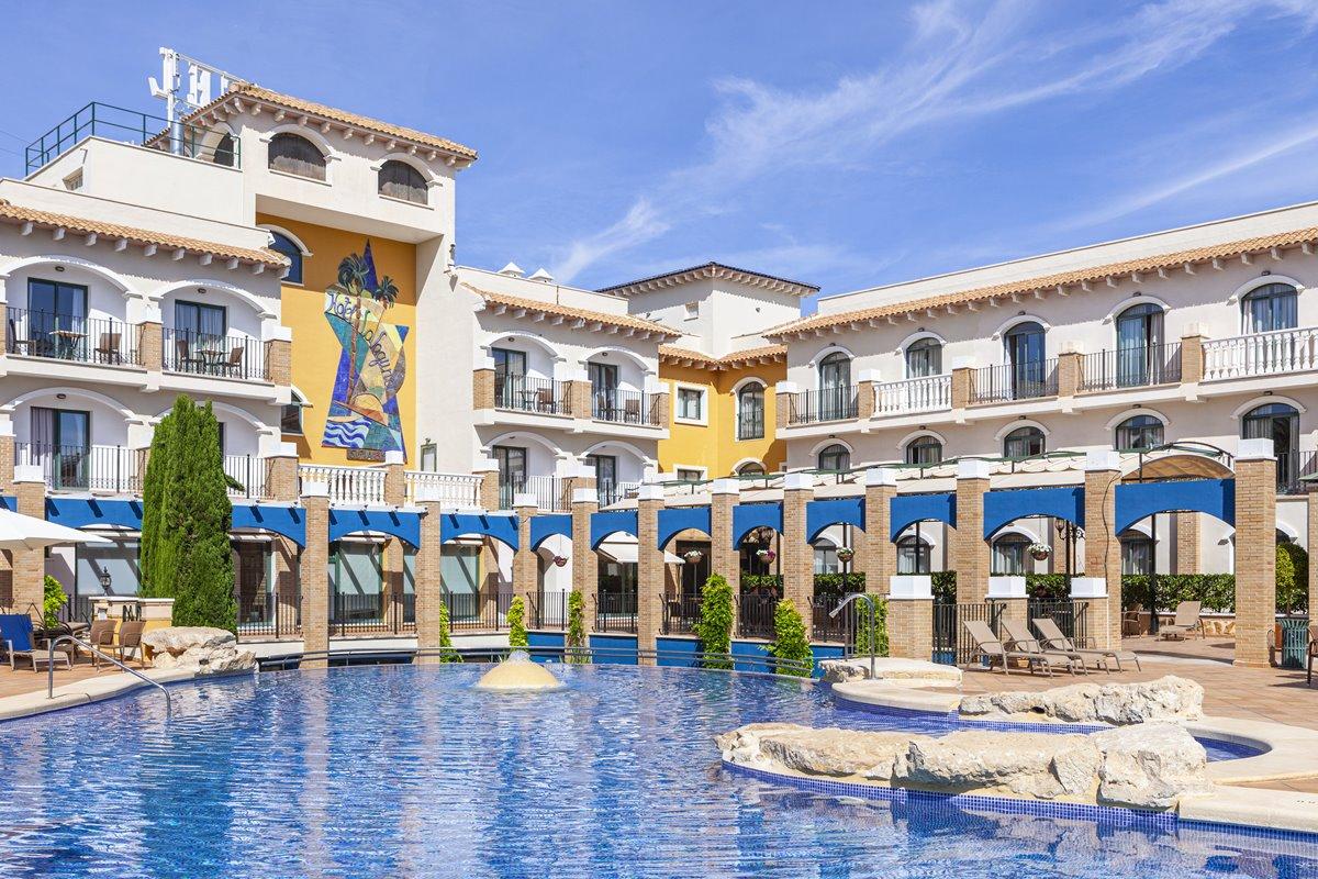 טורבייחה Hotel La Laguna Spa & Golf מראה חיצוני תמונה