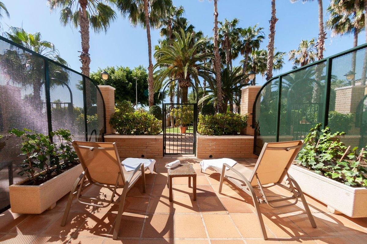 טורבייחה Hotel La Laguna Spa & Golf מראה חיצוני תמונה