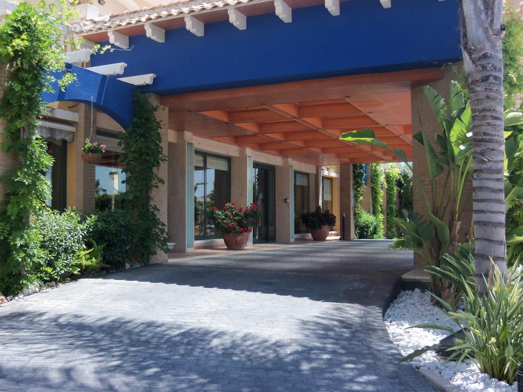 טורבייחה Hotel La Laguna Spa & Golf מראה חיצוני תמונה